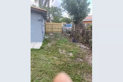 2122 NW 5th St, Pompano Beach, FL 33069 - Photo 51