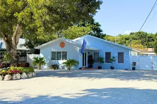 8 North End Rd, Key Largo, FL 33037 - Photo 1