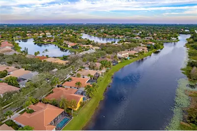 2893 Oakbrook Dr, Weston, FL 33332 - Photo 9