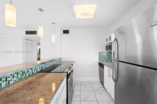 16508 NE 26th Ave, North Miami Beach, FL 33160 - Photo 7