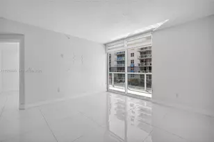 5077 NW 7th St, Miami, FL 33126 - Photo 9