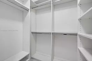 5077 NW 7th St, Miami, FL 33126 - Photo 19