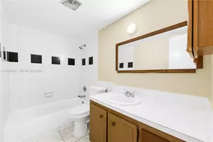 16215 NE 18th Ct, North Miami Beach, FL 33162 - Photo 13