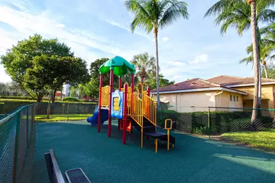 3340 Palomino Dr #211-2, Davie, FL 33024 - Photo 25