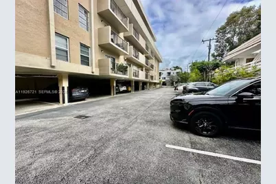 110 Salamanca Ave #206, Coral Gables, FL 33134 - Photo 27