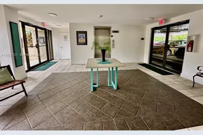 110 Salamanca Ave #206, Coral Gables, FL 33134 - Photo 25