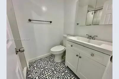 110 Salamanca Ave #206, Coral Gables, FL 33134 - Photo 7