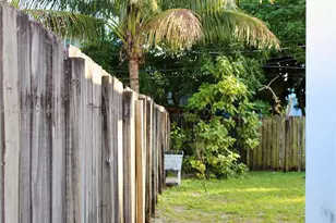 300 SW 8th St, Fort Lauderdale, FL 33315 - Photo 27