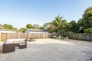 300 SW 8th St, Fort Lauderdale, FL 33315 - Photo 15