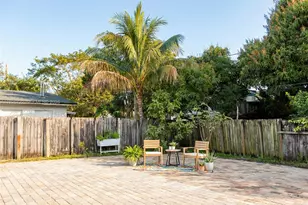 300 SW 8th St, Fort Lauderdale, FL 33315 - Photo 13