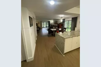 439 Lakeview Dr #106, Weston, FL 33326 - Photo 7