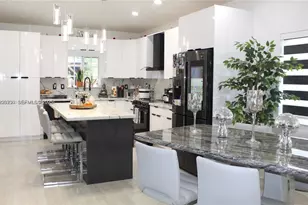 1209 NE 32nd Ave, Homestead, FL 33033 - Photo 5