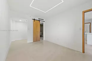 4854 NW 7th St, Miami, FL 33126 - Photo 11