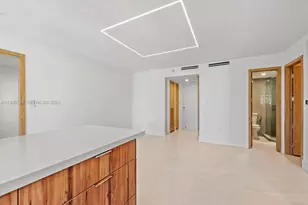 4854 NW 7th St, Miami, FL 33126 - Photo 5