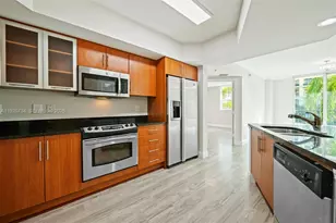 600 S Dixie Hwy, West Palm Beach, FL 33401 - Photo 5