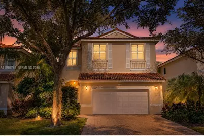 1135 Satinleaf St, Hollywood, FL 33019 - Photo 3