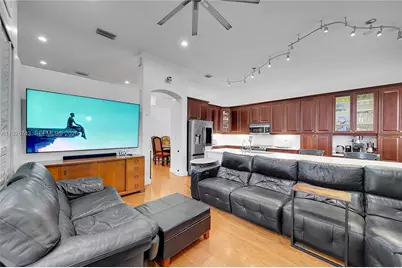 1135 Satinleaf St, Hollywood, FL 33019 - Photo 1