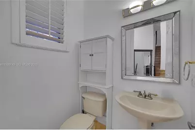 1135 Satinleaf St, Hollywood, FL 33019 - Photo 27