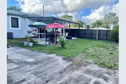 3780 NW 165th St, Miami Gardens, FL 33054 - Photo 15