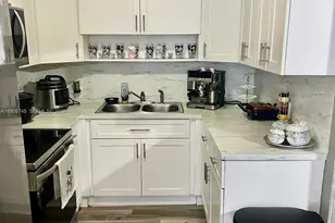 3780 NW 165th St, Miami Gardens, FL 33054 - Photo 7