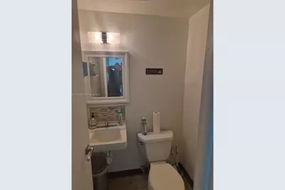 801 S Federal Hwy, Dania Beach, FL 33004 - Photo 15