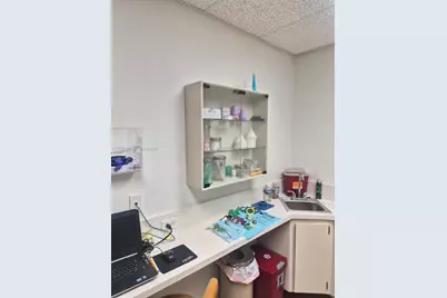 801 S Federal Hwy, Dania Beach, FL 33004 - Photo 21