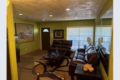 2926 NW 191st Ln, Miami Gardens, FL 33056 - Photo 11