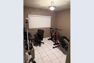 2926 NW 191st Ln, Miami Gardens, FL 33056 - Photo 43