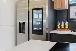 1040 NW 120th St, North Miami, FL 33168 - Photo 9