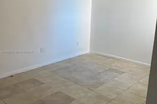 5050 NW 7th St, Miami, FL 33126 - Photo 17