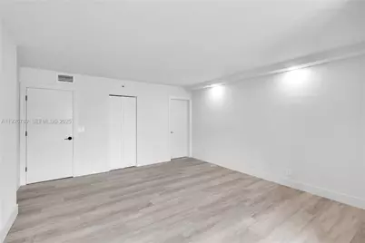 14475 Strathmore Ln #305, Delray Beach, FL 33446 - Photo 17