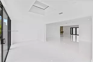 1200 Cleveland Rd, Miami Beach, FL 33141 - Photo 37