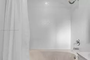 3430 Torremolinos Ave, Doral, FL 33178 - Photo 21