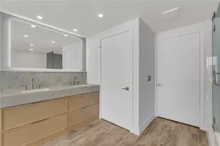 650 NE 32nd St, Miami, FL 33137 - Photo 17