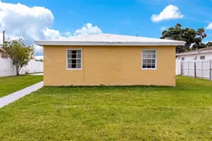 417 SW 3rd St, Hallandale Beach, FL 33009 - Photo 35