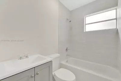 417 SW 3rd St, Hallandale Beach, FL 33009 - Photo 13