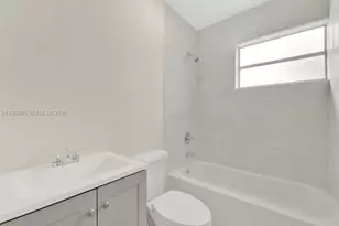 417 SW 3rd St, Hallandale Beach, FL 33009 - Photo 13