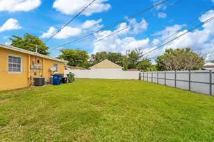 417 SW 3rd St, Hallandale Beach, FL 33009 - Photo 5