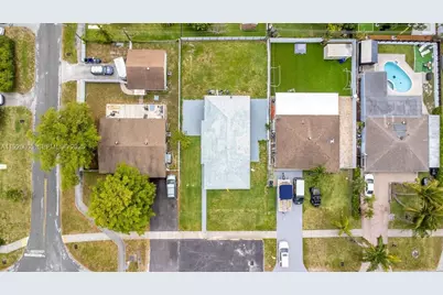 417 SW 3rd St, Hallandale Beach, FL 33009 - Photo 15