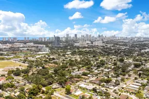 417 SW 3rd St, Hallandale Beach, FL 33009 - Photo 17