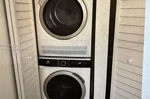 7130 NW 179th St, Hialeah, FL 33015 - Photo 7