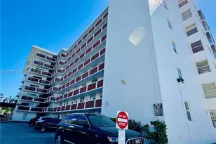 3660 NE 166th St, North Miami Beach, FL 33160 - Photo 39