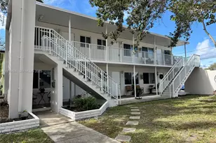 261 Hibiscus Dr, Miami Springs, FL 33166 - Photo 1