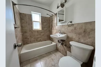 261 Hibiscus Dr #5, Miami Springs, FL 33166 - Photo 9