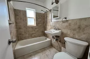 261 Hibiscus Dr, Miami Springs, FL 33166 - Photo 9