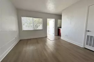 261 Hibiscus Dr, Miami Springs, FL 33166 - Photo 3