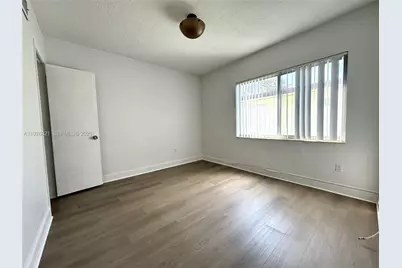 261 Hibiscus Dr #5, Miami Springs, FL 33166 - Photo 5