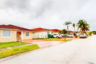 14288 SW 177th St, Miami, FL 33177 - Photo 3