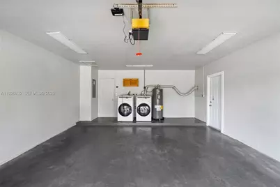 3925 NW 19th Ave, Oakland Park, FL 33309 - Photo 25