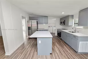 10850 Country Haven Dr, Other City - In The State Of Florida, FL 33809 - Photo 3